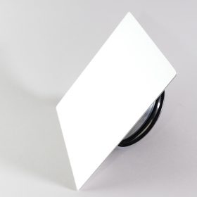 R Design CUBE-100W fehér négyzetes légszelep